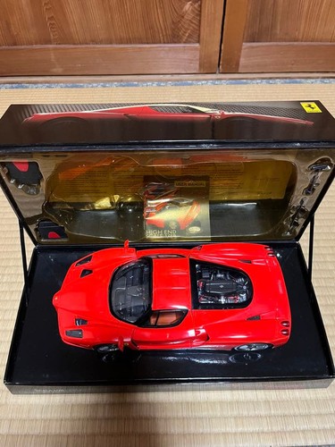 Enzo ferrari rosso corsa - enzo,