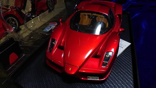 Ferrari enzo f formula1 - 1/18,